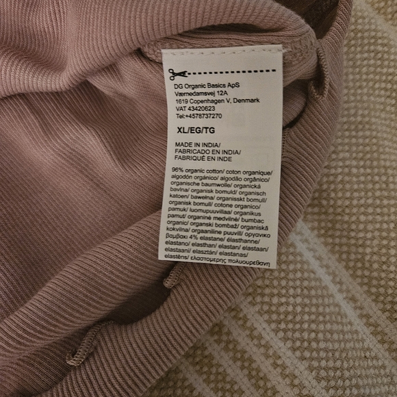 NWT Orgac Basics Ribbed Crop Top - Picture 6 of 6